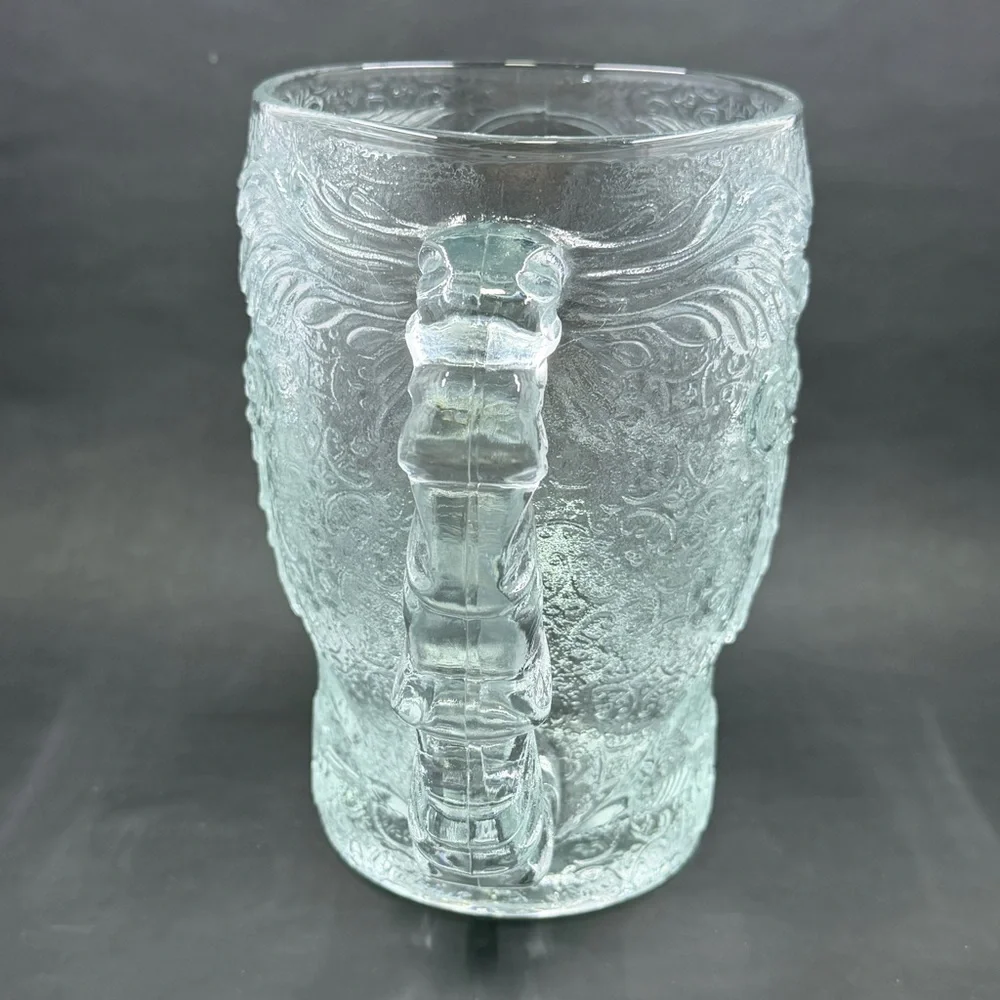 Vintage Excalibur Las Vegas Knight Helmet Beer Mug Luminarc Casino Stein RARE - Picture 4 of 6